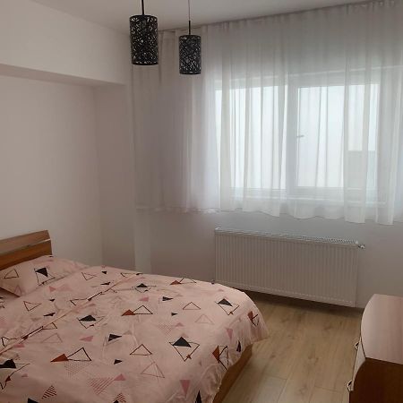 Ioana Home Плоешти Экстерьер фото
