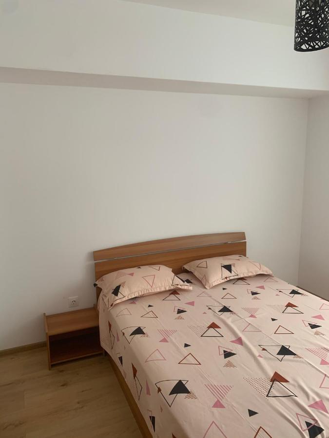 Ioana Home Плоешти Экстерьер фото